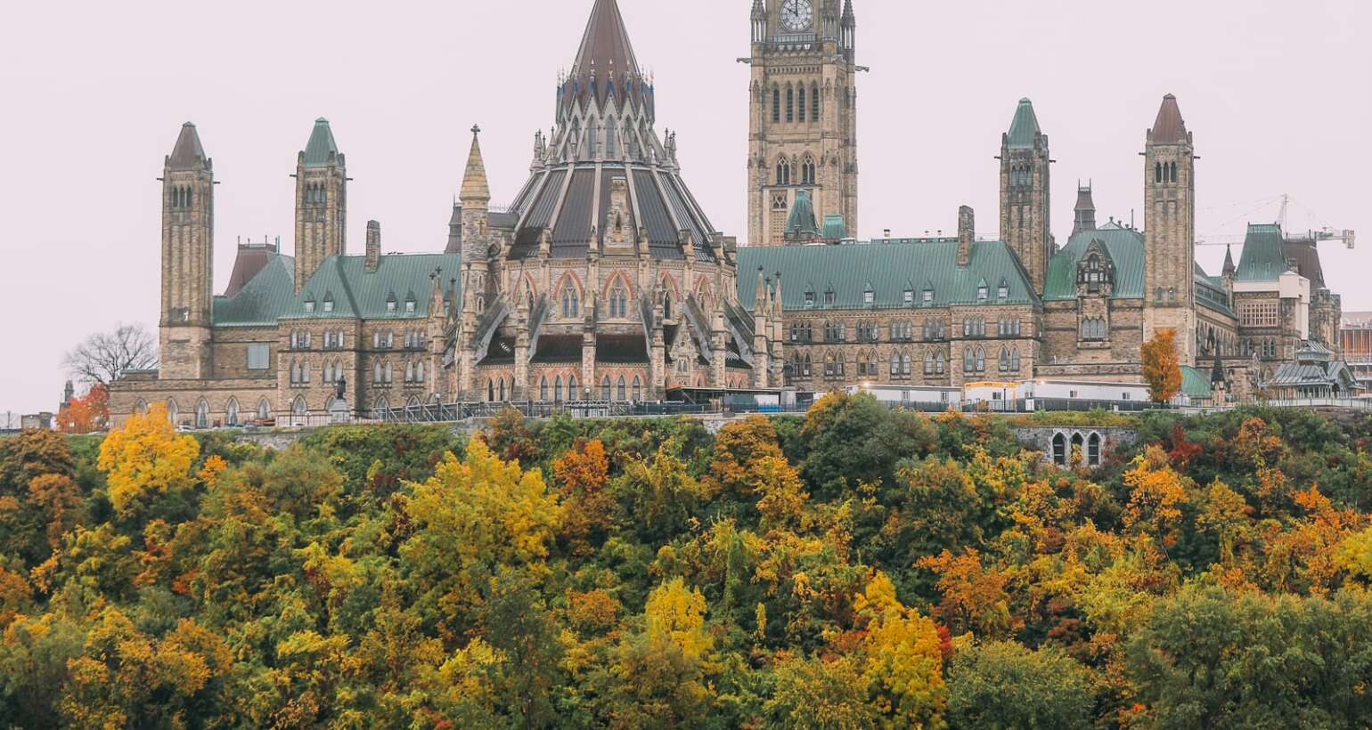 Canada Invites 733 Provincial Nominees: What the Latest Express Entry PNP Draw Means for Applicants
