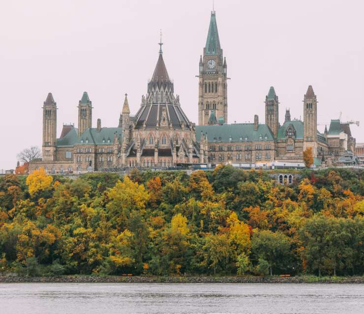 Canada Invites 733 Provincial Nominees: What the Latest Express Entry PNP Draw Means for Applicants