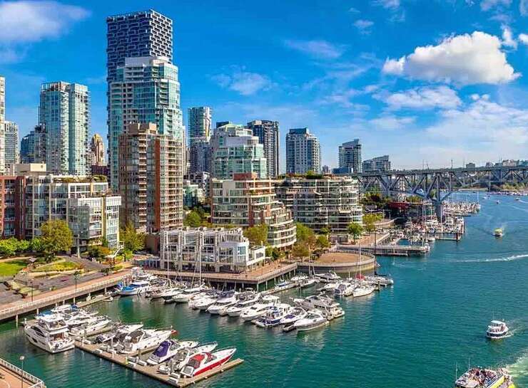 Canada Invites 3,500 Healthcare and Social Services Workers to Apply for PR – What is this category?