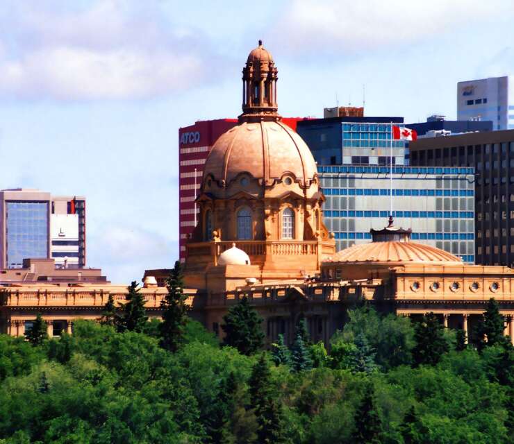 Alberta Holds Seven AAIP Draws in October 2026: More Than 700 Candidates Invited
